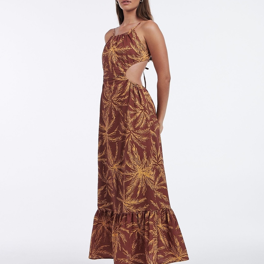 Cut Out, Tie Back Maxi Dress in Palm Print Size L